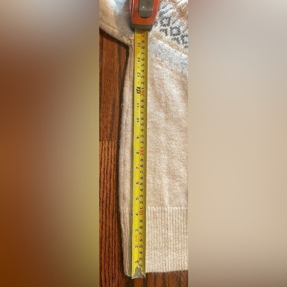 Cleo Petites Mock Neck Sweater. - Picture 3 of 6